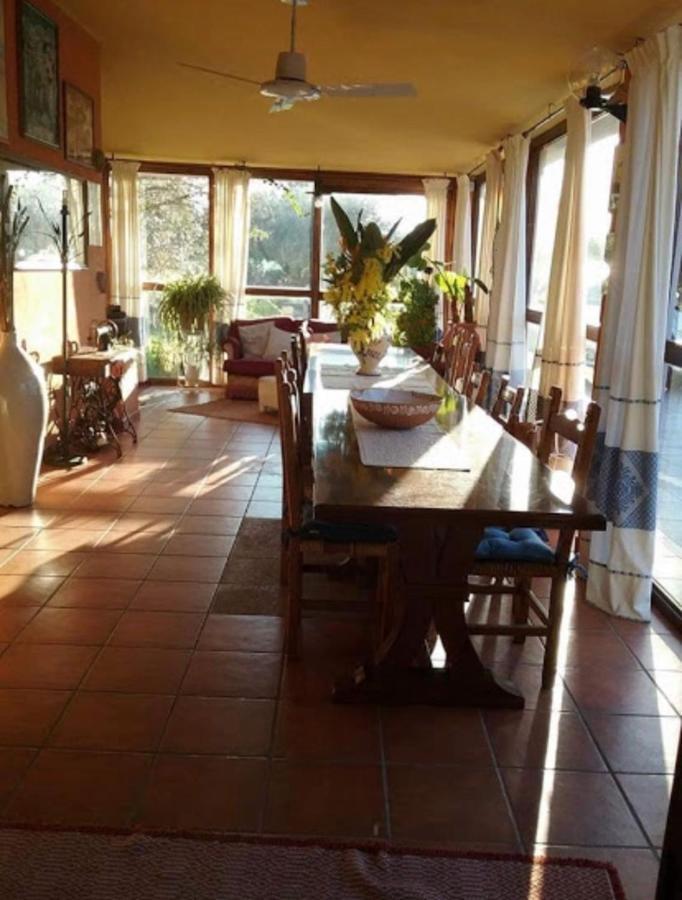 Il Bouganville Oristano Luaran gambar